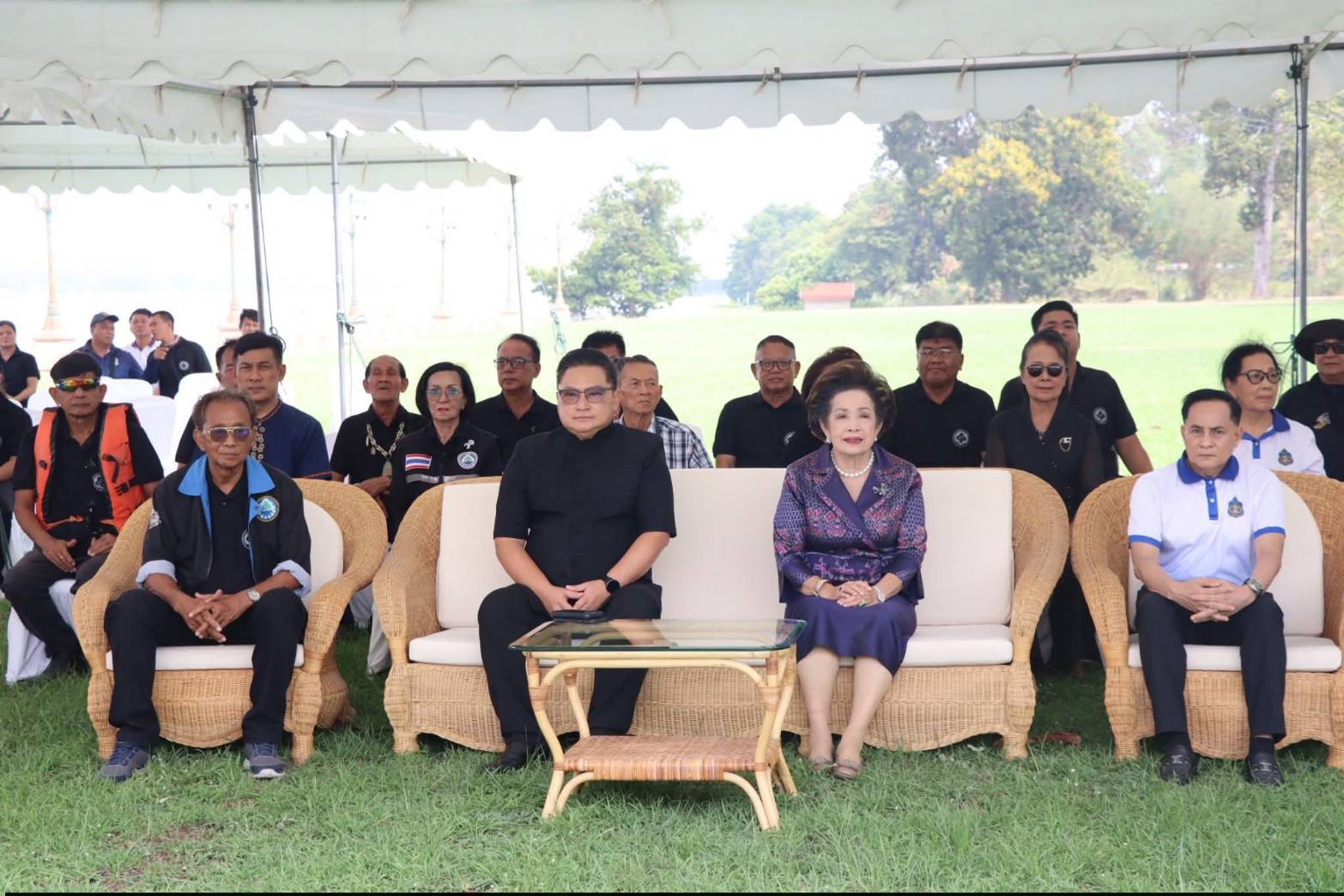 title - ผู้ว่าราชการจังหวัดพระนครศรีอยุธยา เป็นประธานในพิธีเปิดโครงการธรรมชาติยาตรา ทสม.อยุธยา ทำความดีเพื่อแม่ ณ ศูนย์ส่งเสริมและพัฒนาอาชีพเสริมนอกภาคการเกษตร (ศูนย์ศิลปชีพบางไทรฯ (เดิม)) 
